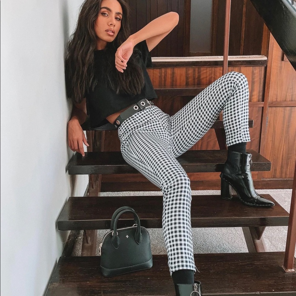 princess polly IGGY GINGHAM PANTS BLACK/WHITE size 6